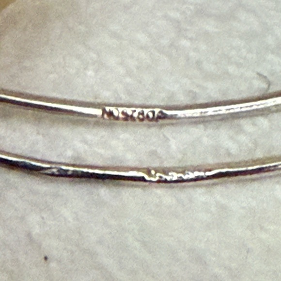 Elegant fresh water Pearl silver earring . White color. 10mm - Picture 6 of 8